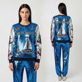 Yacht swans set